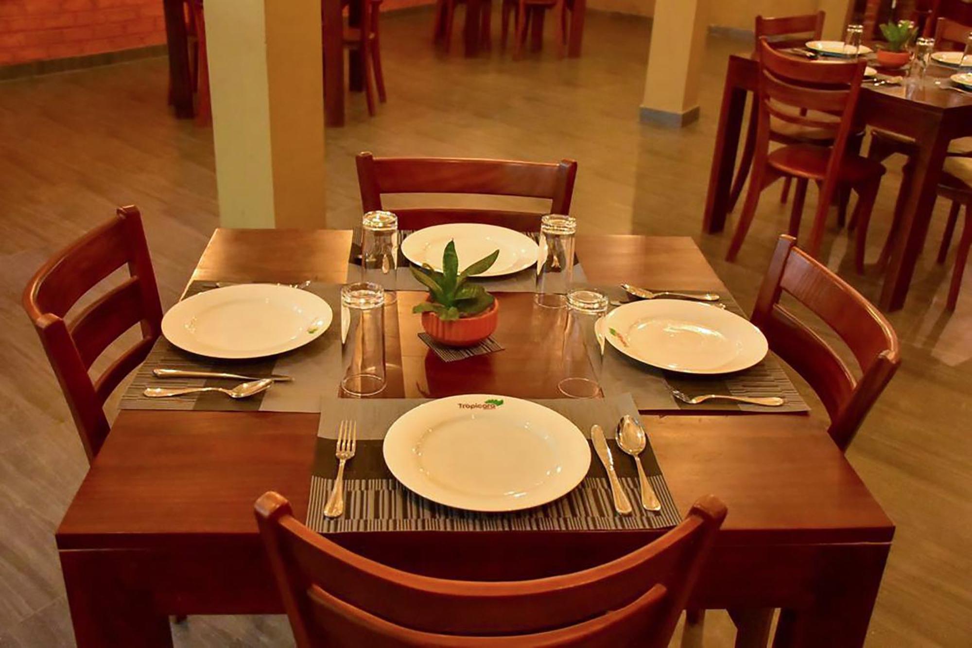 Tropicara Resort Szigirija Kültér fotó