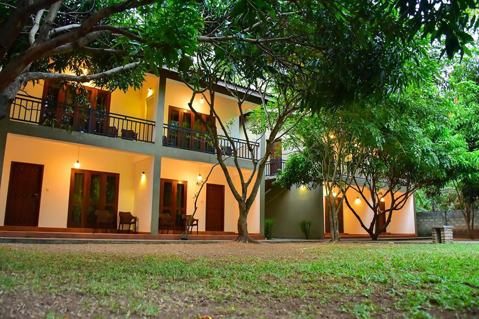 Tropicara Resort Szigirija Kültér fotó