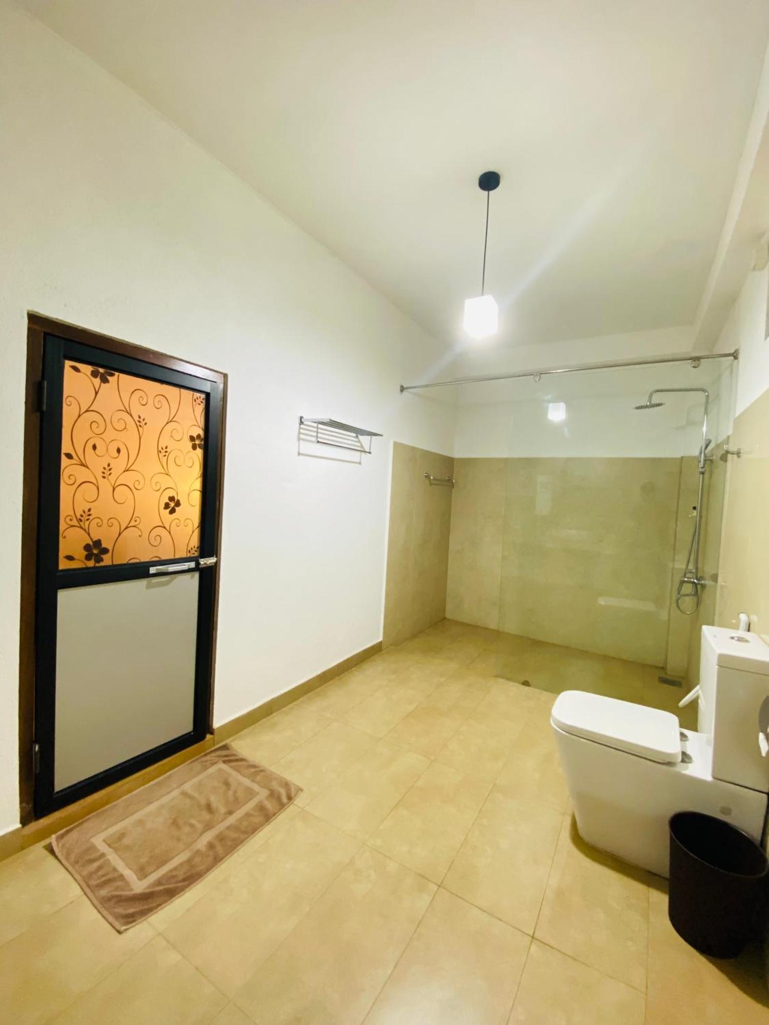 Tropicara Resort Szigirija Kültér fotó